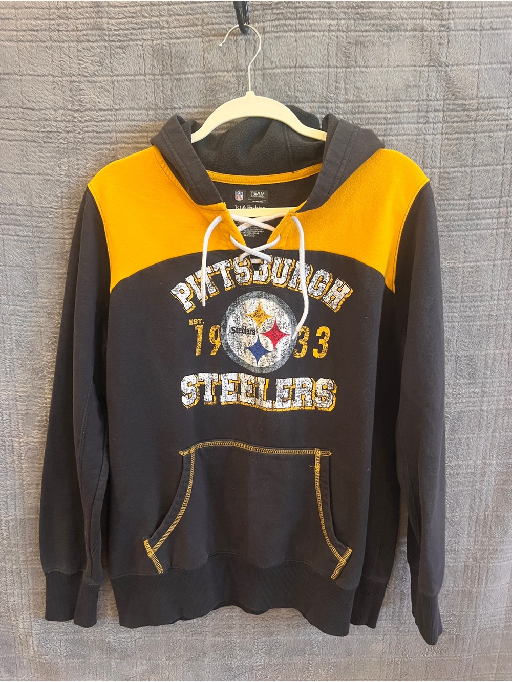 Pittsburgh Steelers NFL Team Women’s Hoodie XL